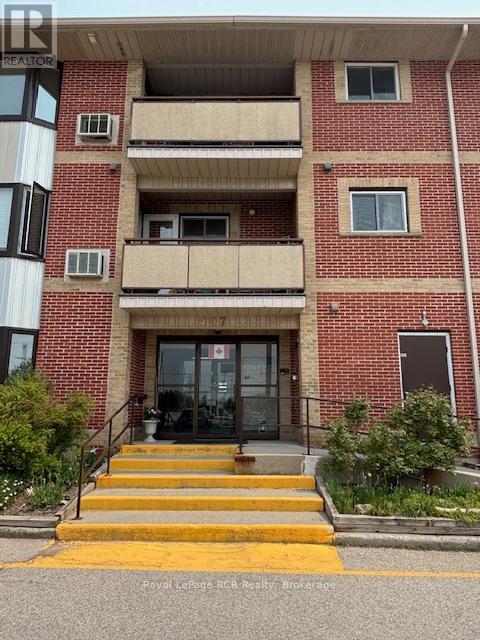 












108 - 497 BIRMINGHAM ST. EAST STREET E

,
Wellington North (Mount Forest),




Ontario
N0G2L1

