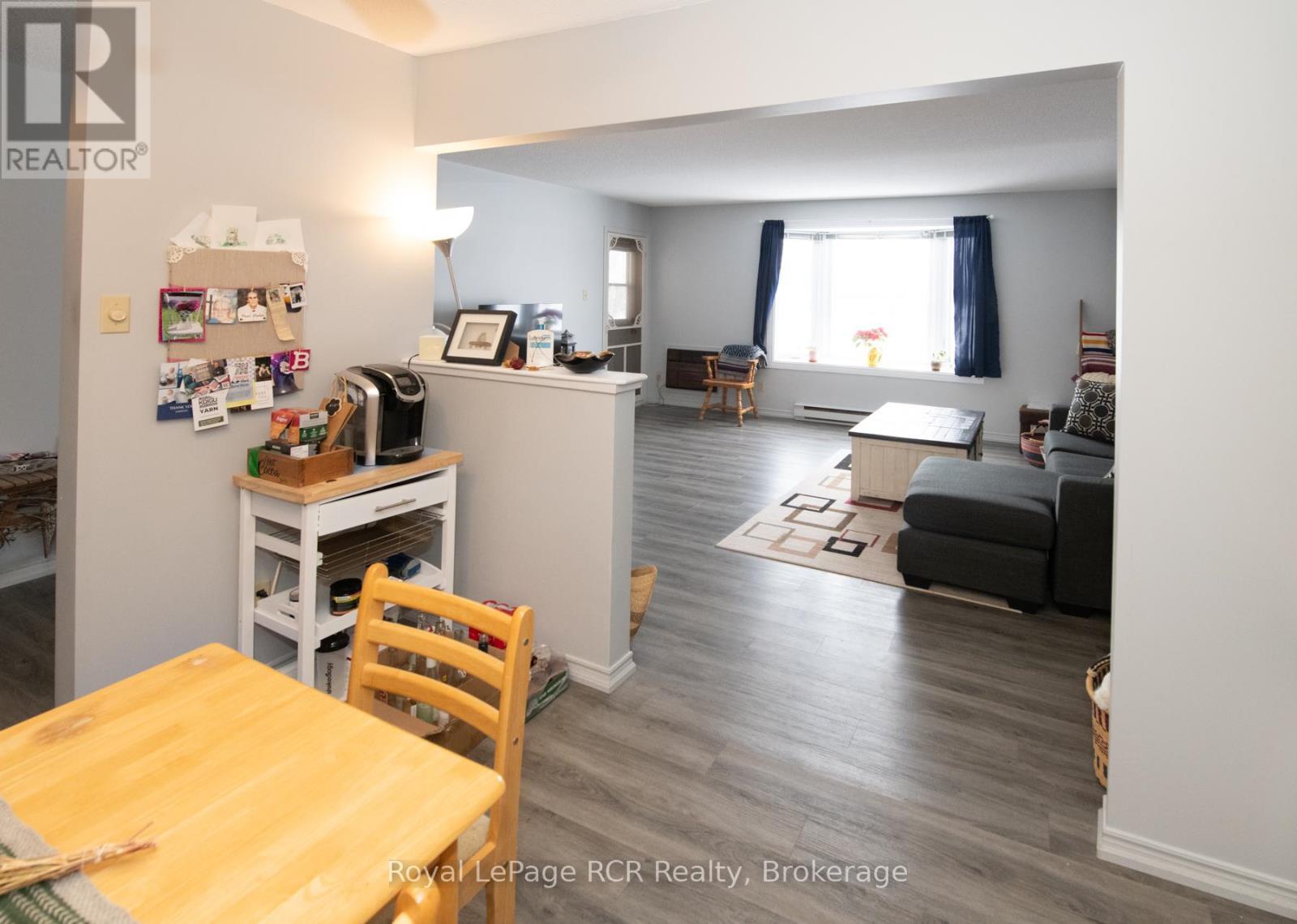 












108 - 497 BIRMINGHAM ST. EAST STREET E

,
Wellington North (Mount Forest),




Ontario
N0G2L1

