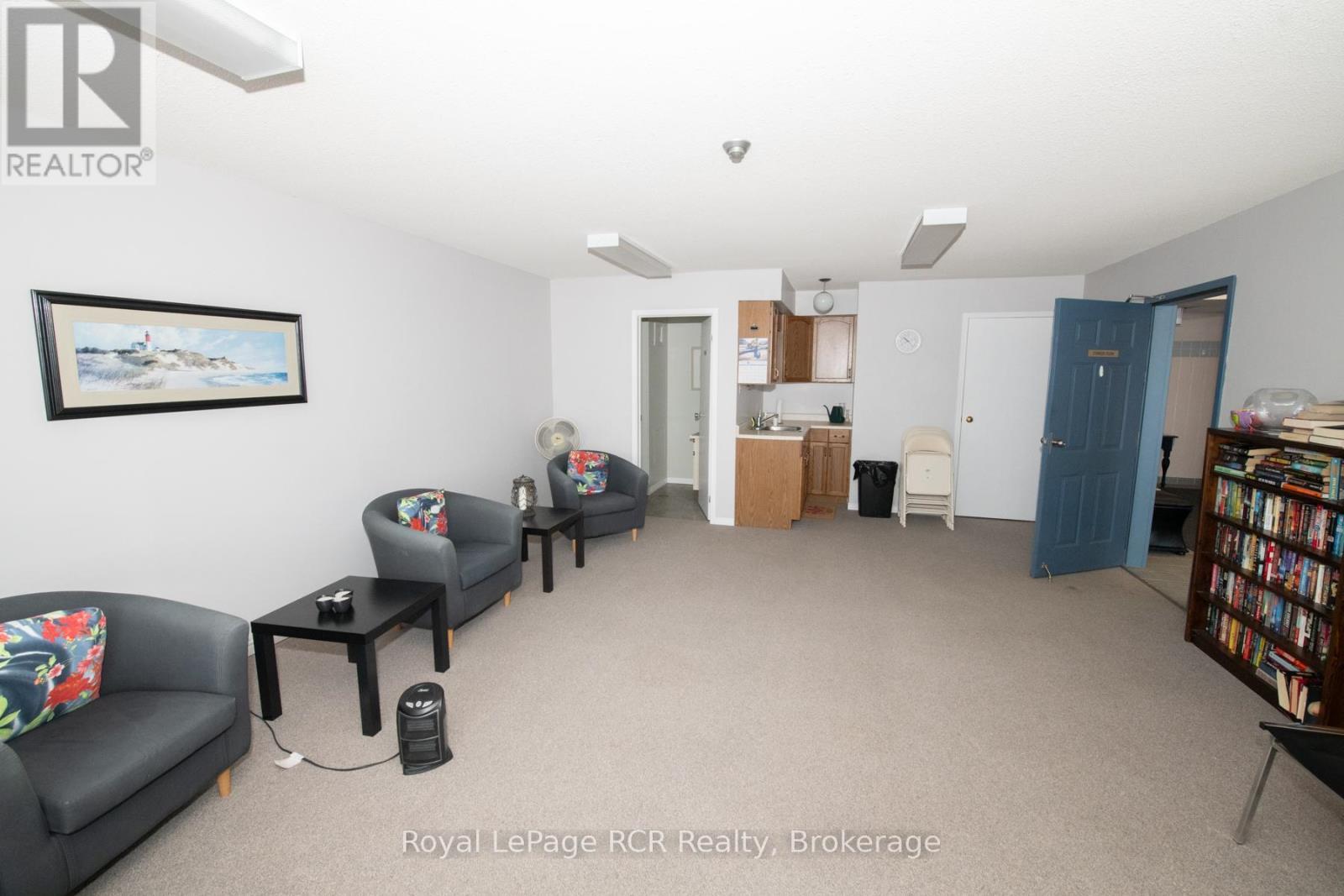












108 - 497 BIRMINGHAM ST. EAST STREET E

,
Wellington North (Mount Forest),




Ontario
N0G2L1

