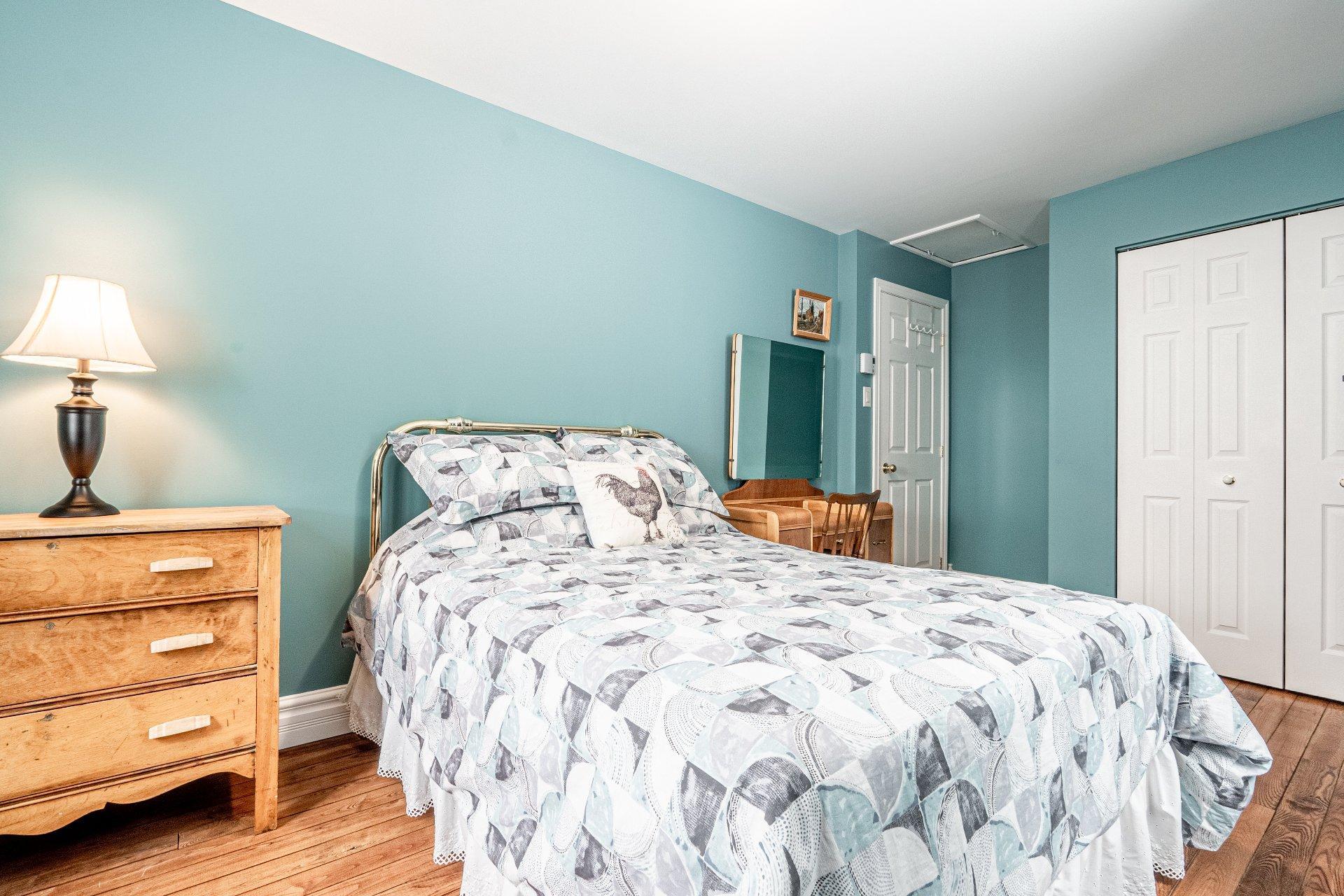 









1906


Ch. Gendron

,
Stanstead - Canton,




QC
J1X3W4

