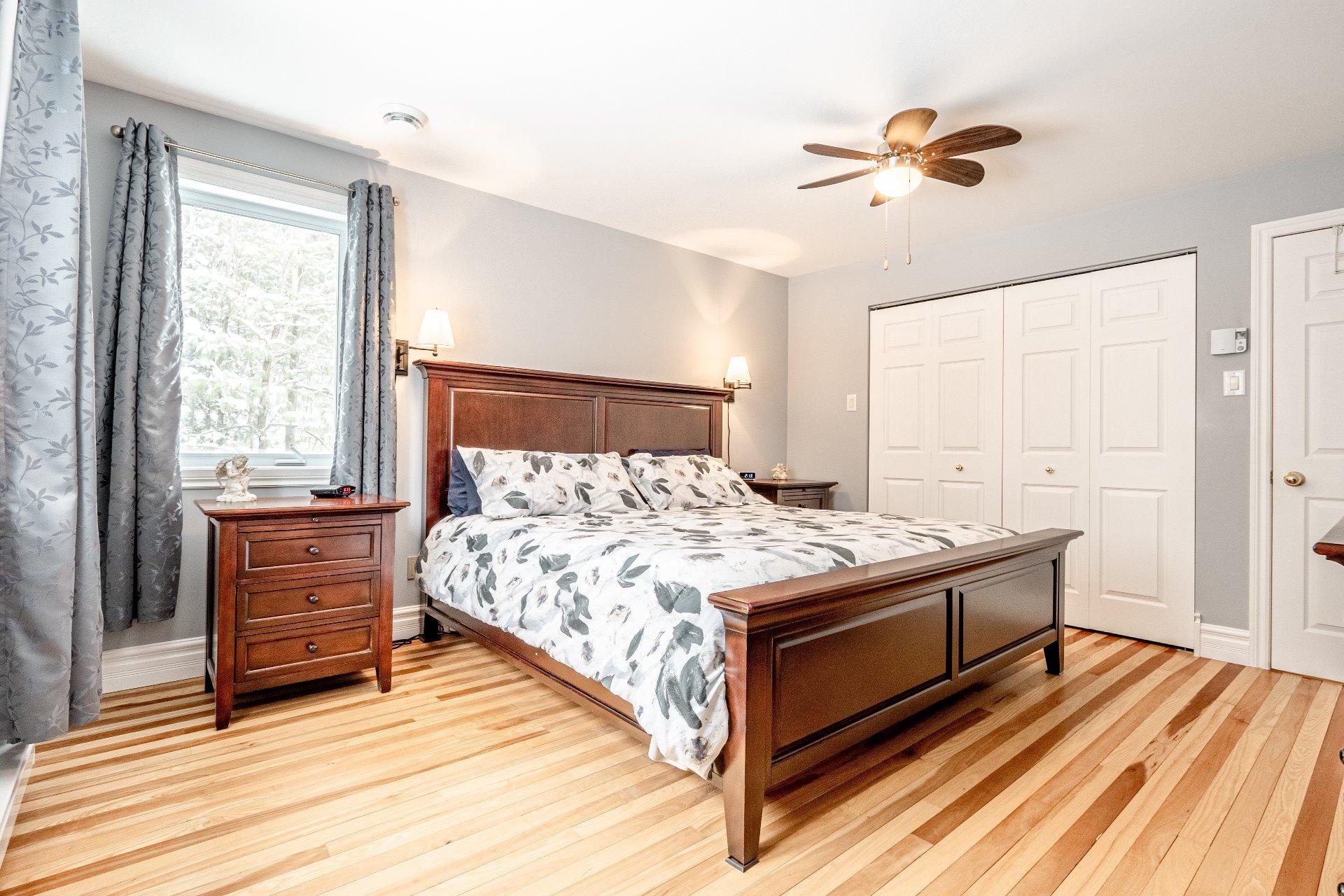 









1906


Ch. Gendron

,
Stanstead - Canton,




QC
J1X3W4

