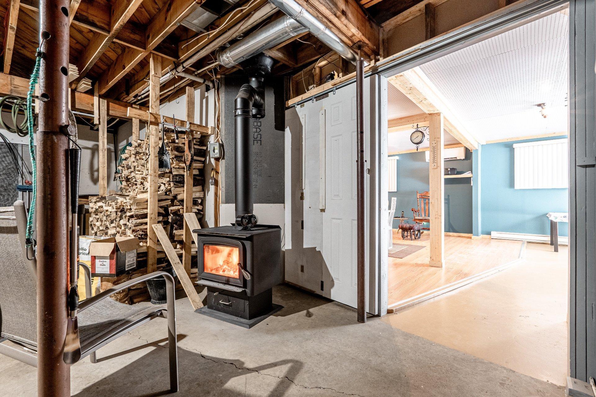 









1906


Ch. Gendron

,
Stanstead - Canton,




QC
J1X3W4

