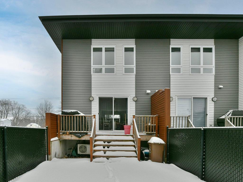 









922


Rg de l'Achigan N.

,
L'Épiphanie,




QC
J5X3L4

