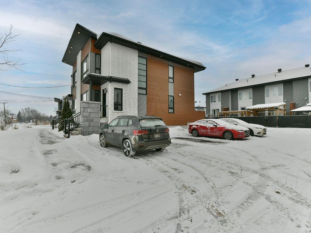 









922


Rg de l'Achigan N.

,
L'Épiphanie,




QC
J5X3L4

