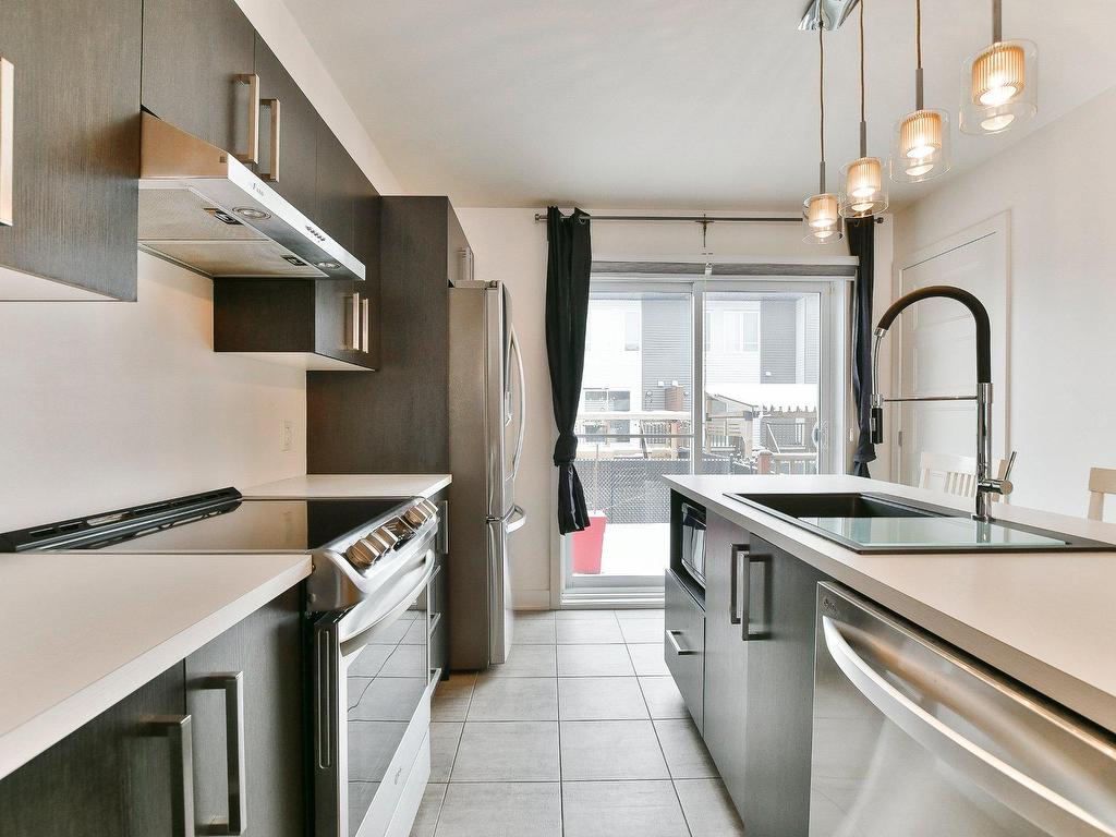 









922


Rg de l'Achigan N.

,
L'Épiphanie,




QC
J5X3L4

