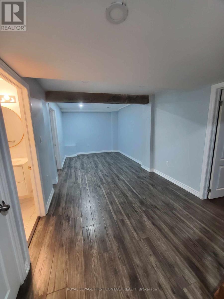 












241 GREENWOOD DRIVE

,
Essa,




Ontario
L0M1B4

