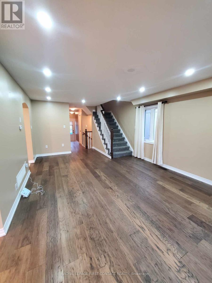 












241 GREENWOOD DRIVE

,
Essa,




Ontario
L0M1B4

