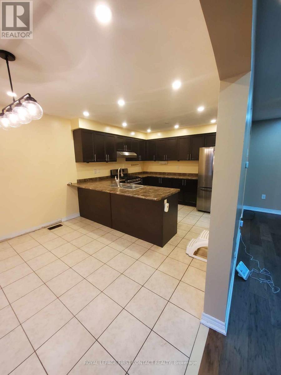 












241 GREENWOOD DRIVE

,
Essa,




Ontario
L0M1B4

