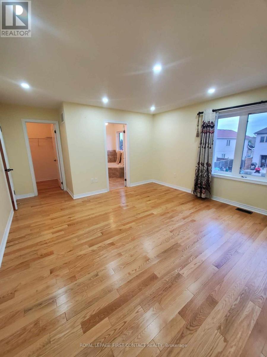 












241 GREENWOOD DRIVE

,
Essa,




Ontario
L0M1B4

