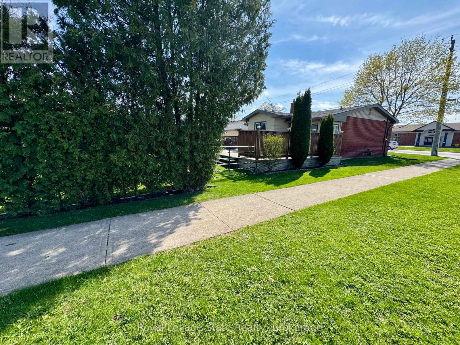 












4539 ONTARIO STREET

,
Lincoln (Beamsville),




Ontario
L0R1B5

