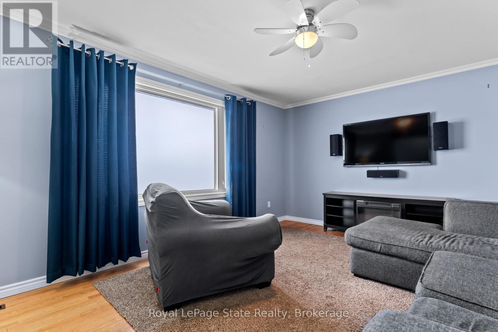 












4539 ONTARIO STREET

,
Lincoln (Beamsville),




Ontario
L0R1B5


