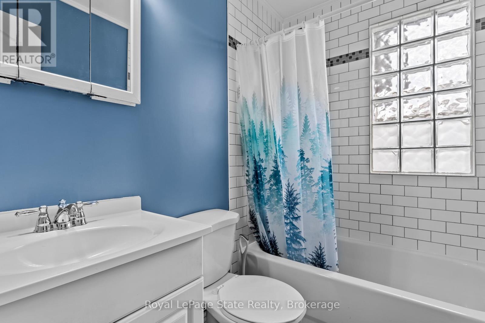 












4539 ONTARIO STREET

,
Lincoln (Beamsville),




Ontario
L0R1B5

