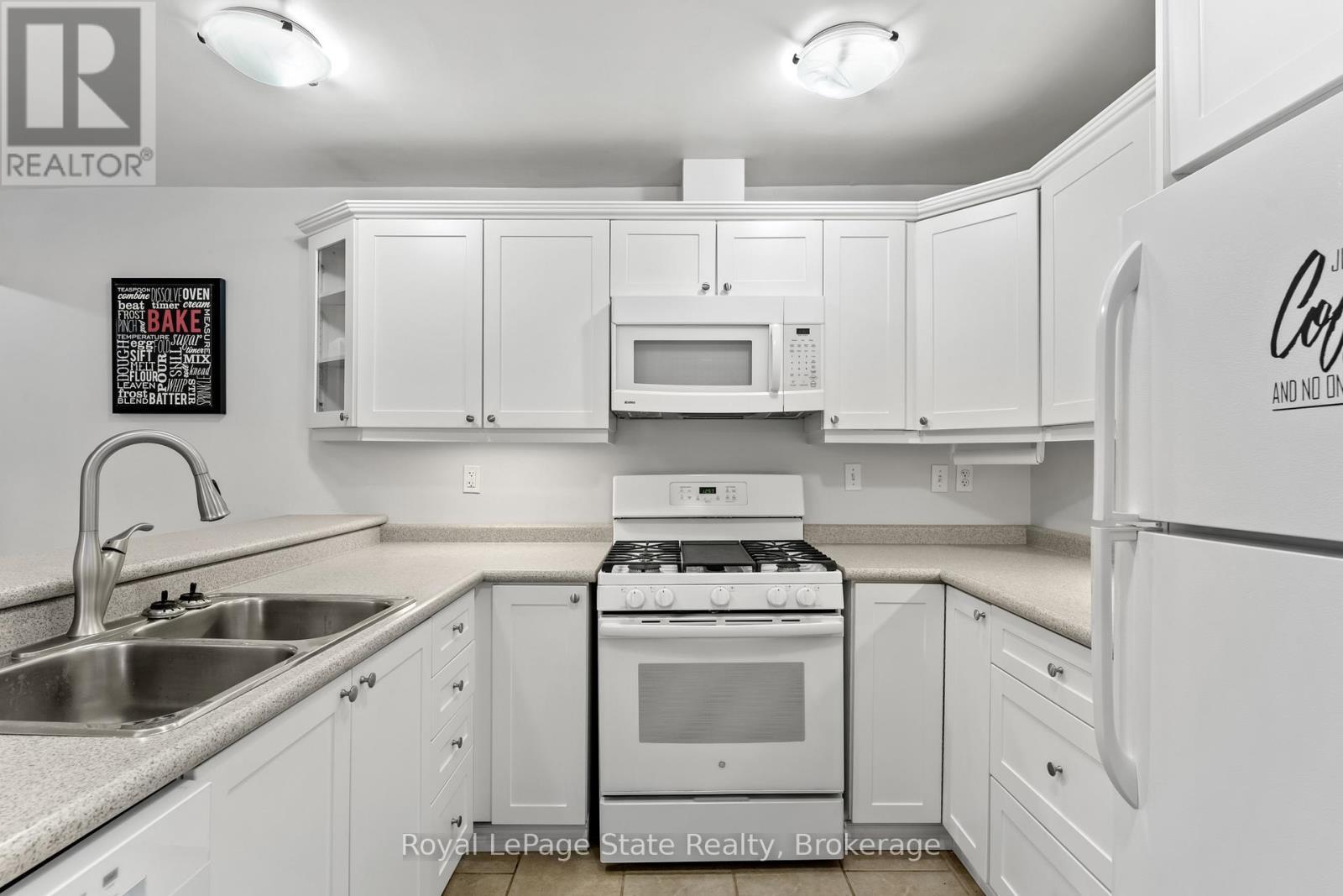 












4539 ONTARIO STREET

,
Lincoln (Beamsville),




Ontario
L0R1B5

