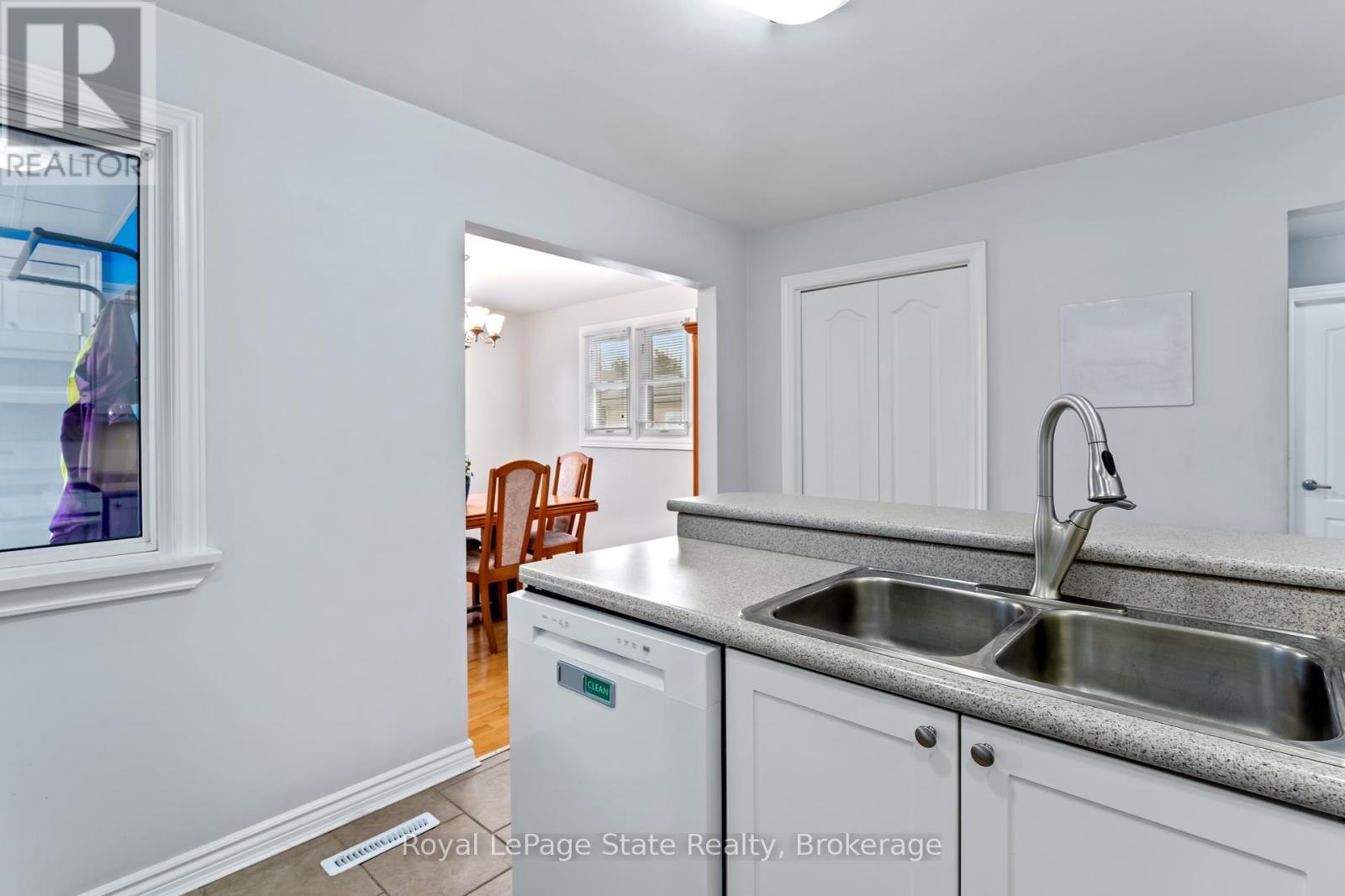 












4539 ONTARIO STREET

,
Lincoln (Beamsville),




Ontario
L0R1B5

