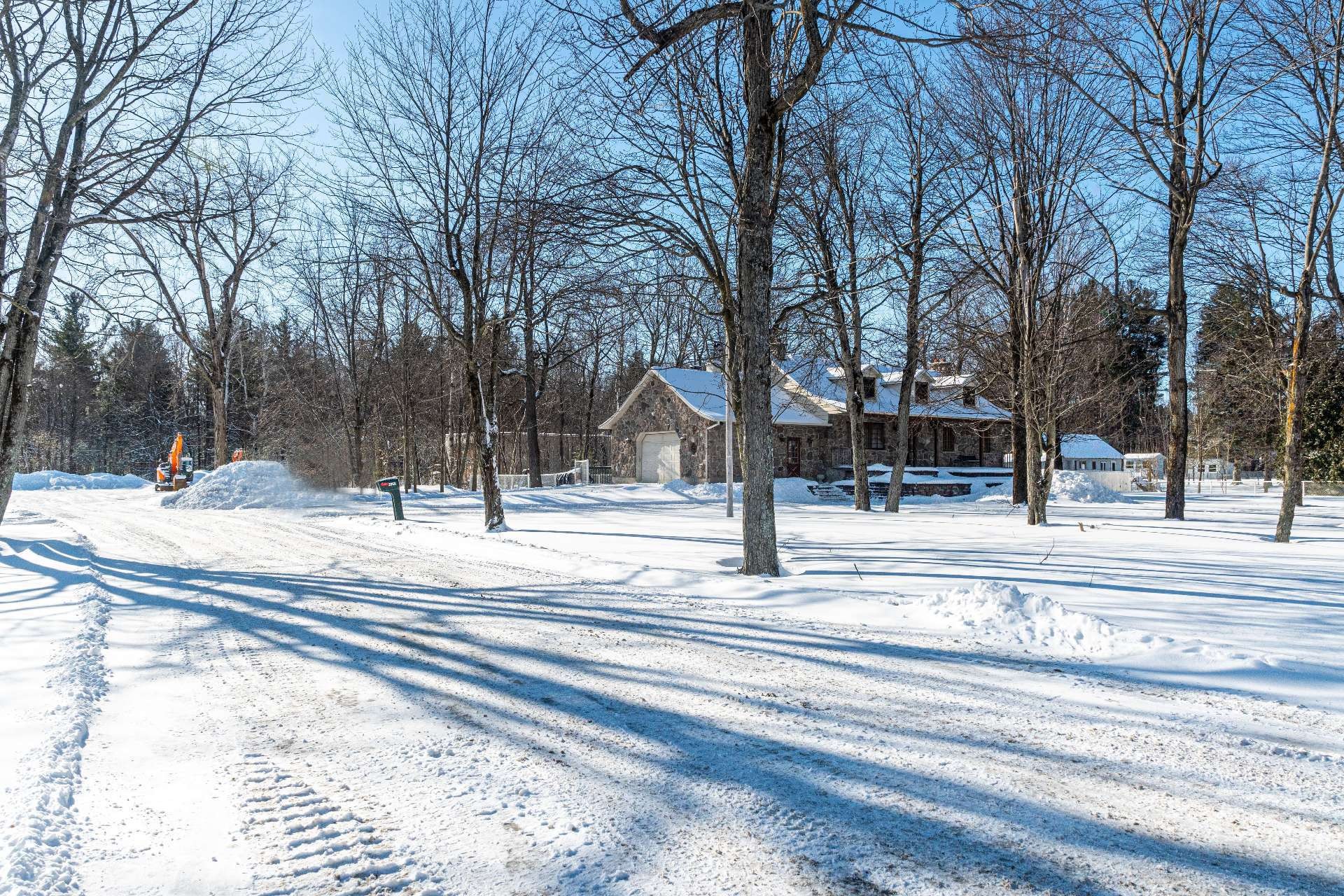 









2068


Ch. Ste-Angélique

,
Saint-Lazare,







QC
J7T2Y7

