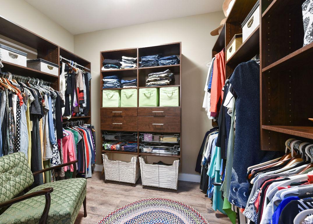 









170


Stocks

Crescent, 148,
Penticton,




BC
V2A 9C6

