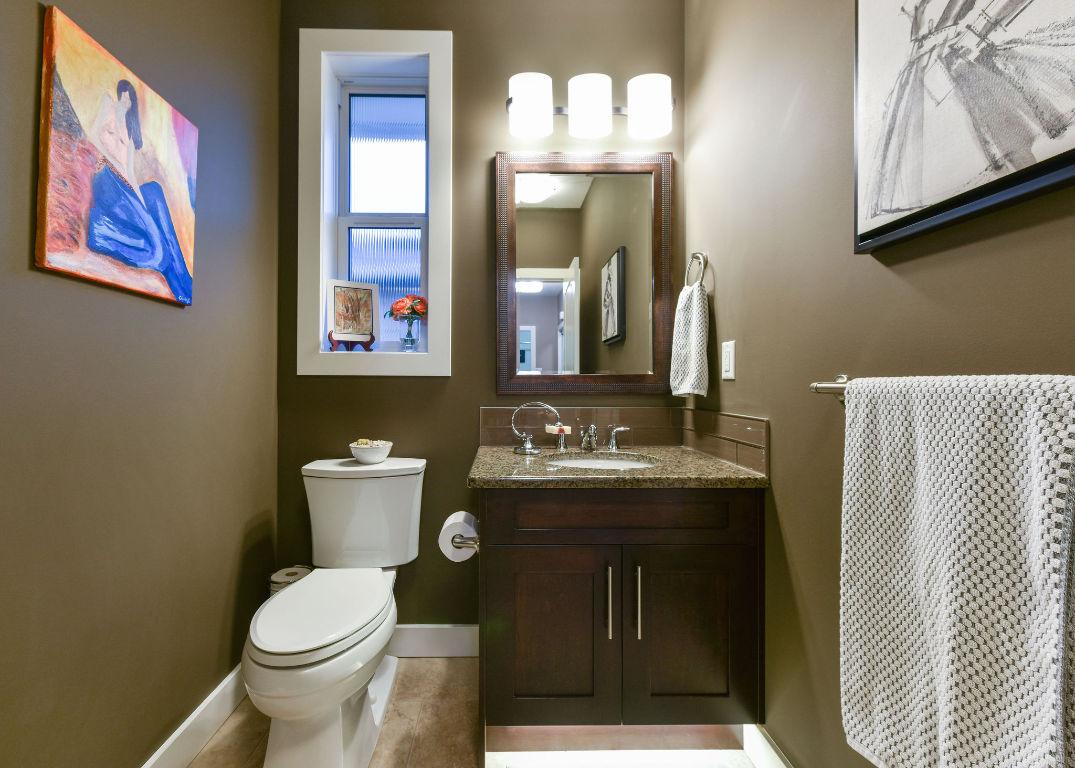 









170


Stocks

Crescent, 148,
Penticton,




BC
V2A 9C6

