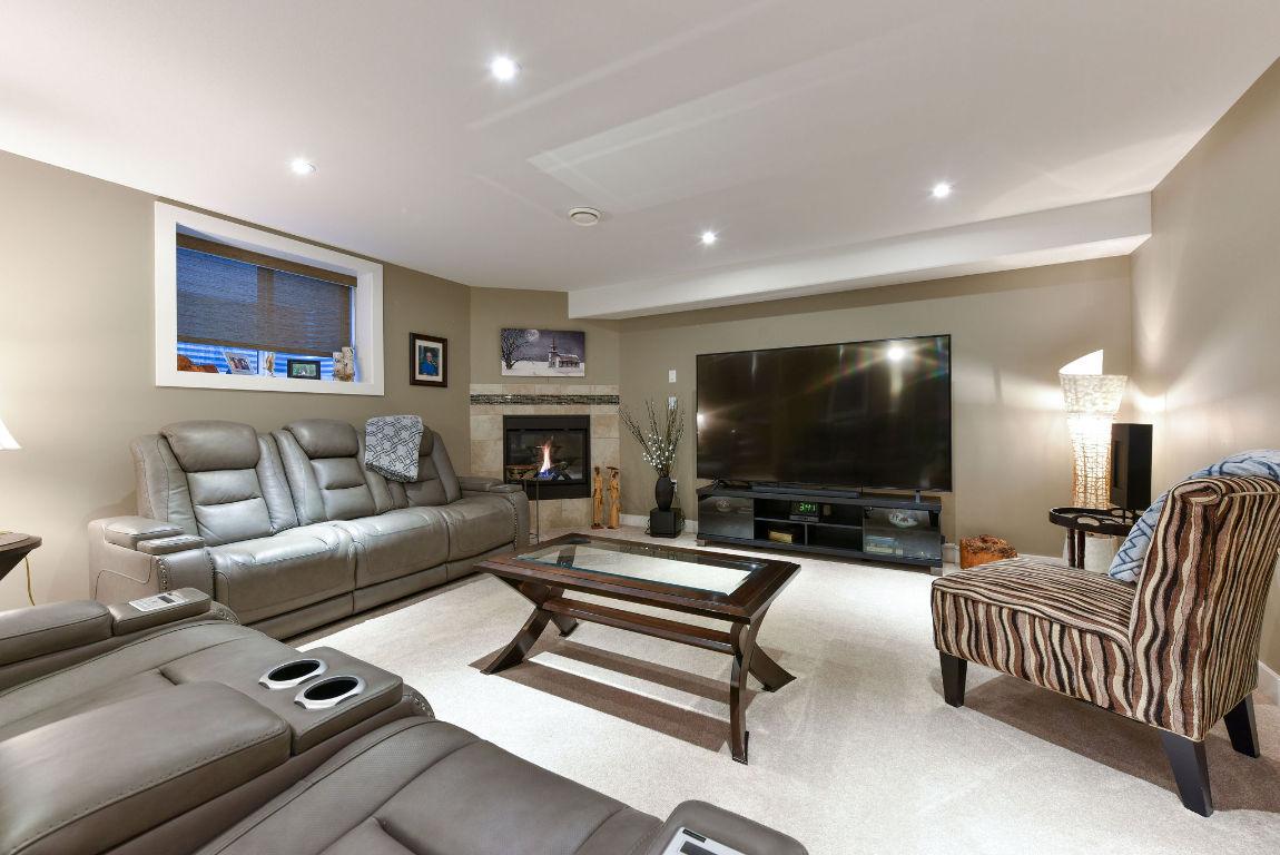 









170


Stocks

Crescent, 148,
Penticton,




BC
V2A 9C6

