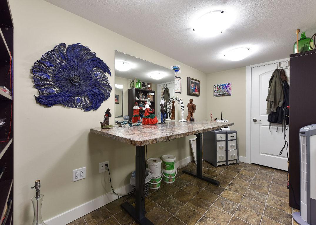 









170


Stocks

Crescent, 148,
Penticton,




BC
V2A 9C6

