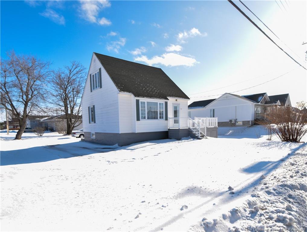 









142


15e rue

,
Shippagan,




NB
E8S 1E7

