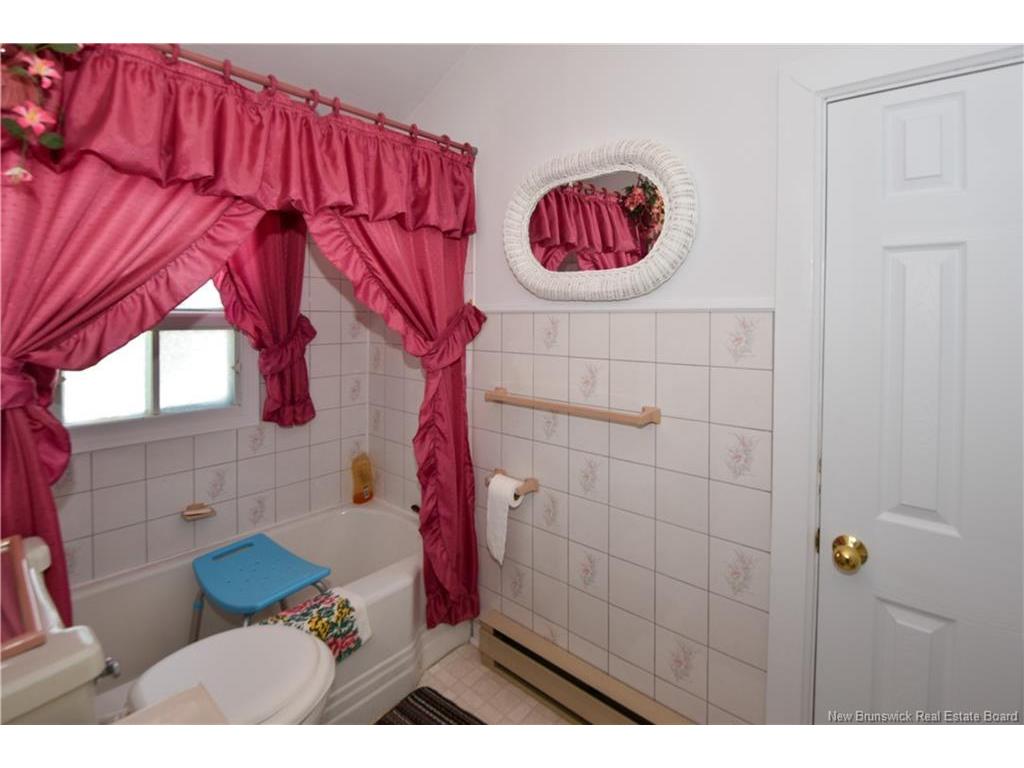 









142


15e rue

,
Shippagan,




NB
E8S 1E7

