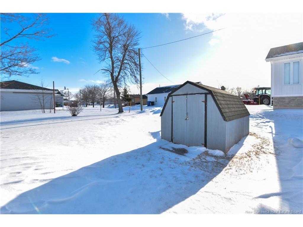 









142


15e rue

,
Shippagan,




NB
E8S 1E7

