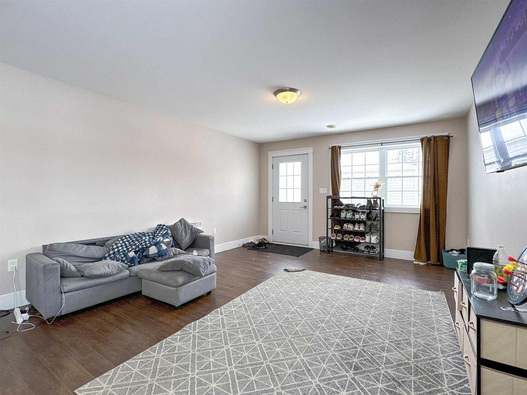 












1 Summer Street

,
Charlottetown,




PE
C1A 2P7

