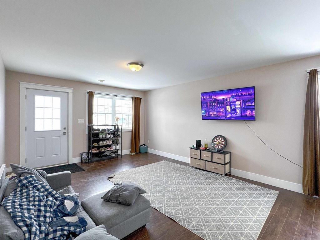 












1 Summer Street

,
Charlottetown,




PE
C1A 2P7

