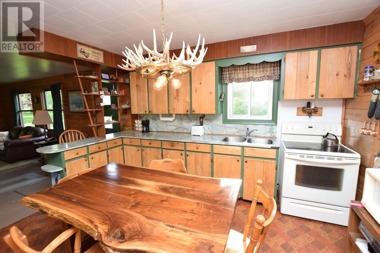 












497 acres Chiblow Lake Rd|and Brady Road

,
Patton Twp, Algoma District,




Ontario
P0R1H0

