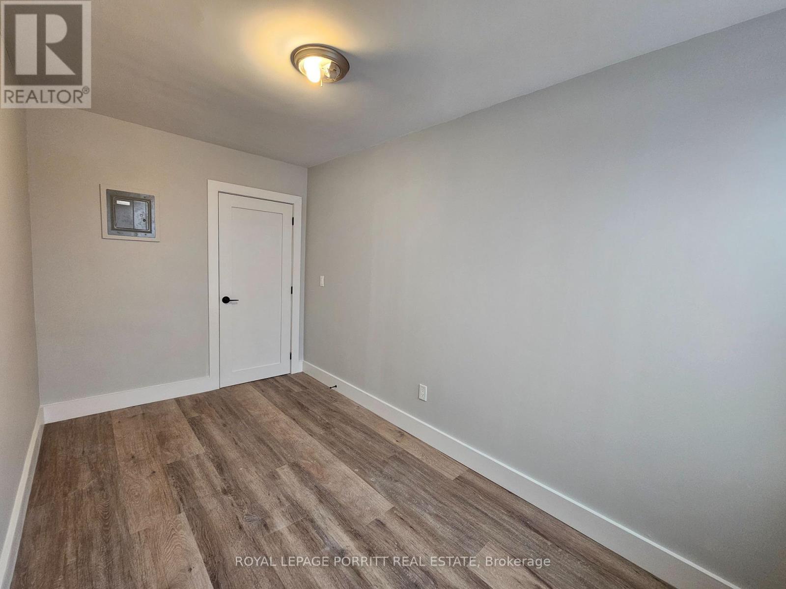 












2 - 333 SILVERTHORN AVENUE

,
Toronto,




Ontario
M6N3K5


