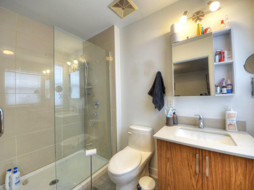 









6400


Rue de Chambéry

, 208,
Brossard,




QC
J4Z0N7

