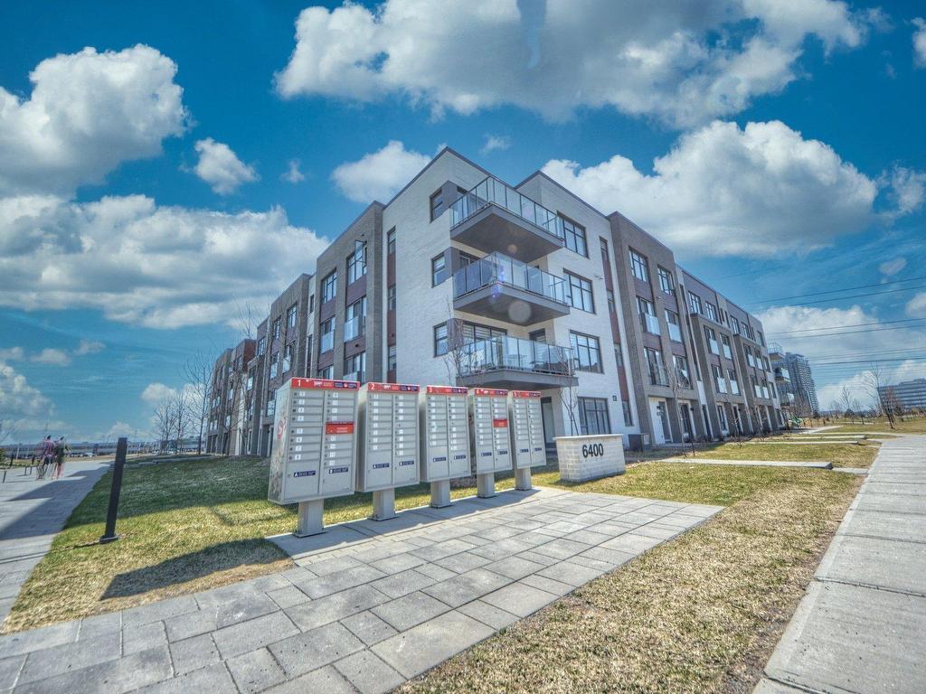 









6400


Rue de Chambéry

, 208,
Brossard,




QC
J4Z0N7

