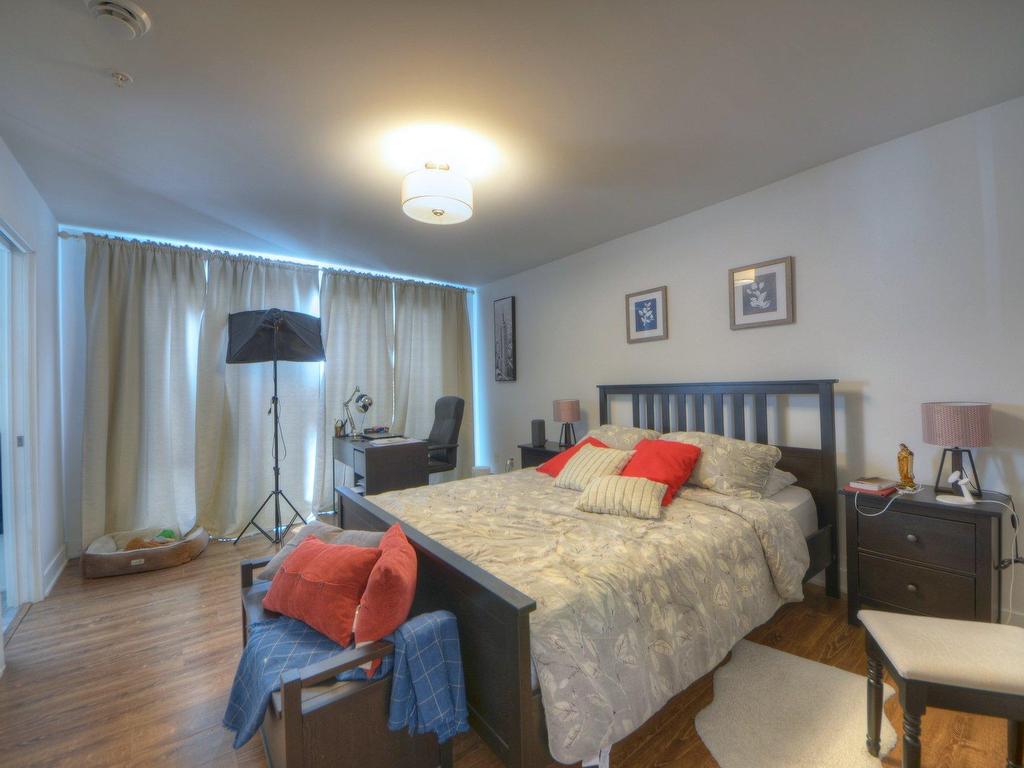 









6400


Rue de Chambéry

, 208,
Brossard,




QC
J4Z0N7

