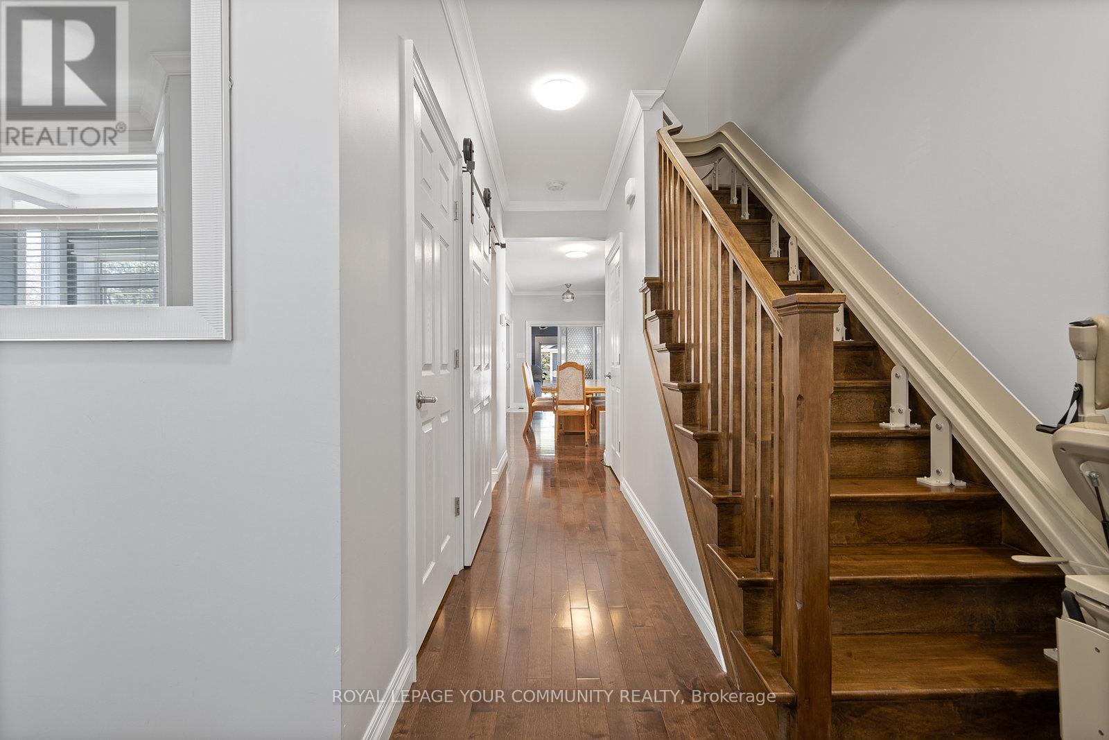 












870 BEACH BOULEVARD

,
Hamilton,




Ontario
L8H6Z4

