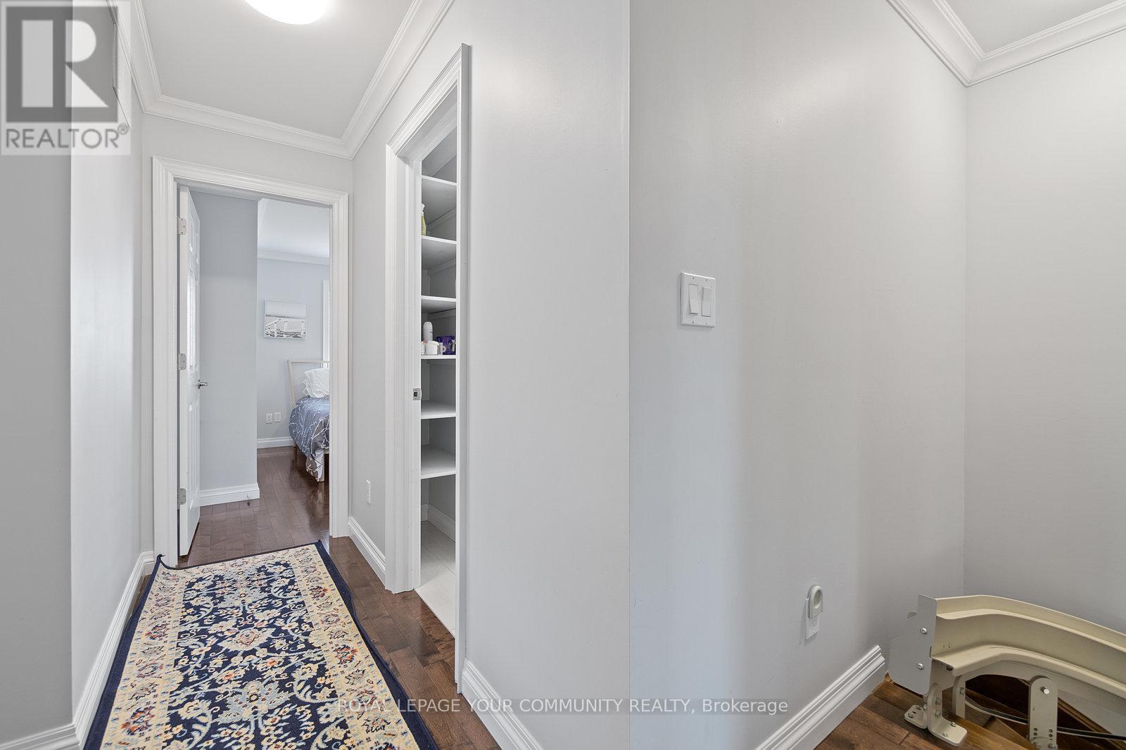












870 BEACH BOULEVARD

,
Hamilton,




Ontario
L8H6Z4

