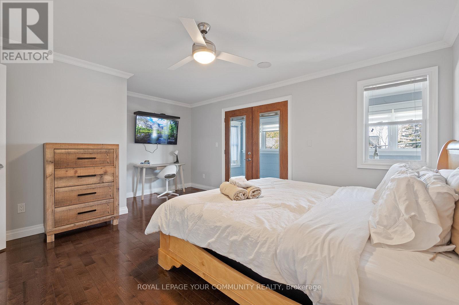 












870 BEACH BOULEVARD

,
Hamilton,




Ontario
L8H6Z4

