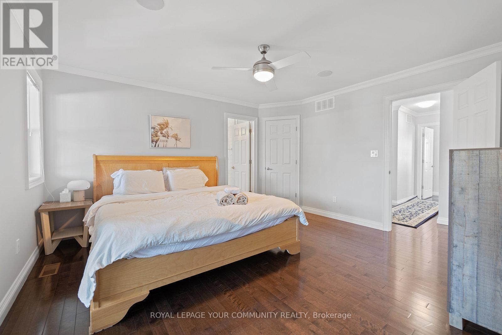












870 BEACH BOULEVARD

,
Hamilton,




Ontario
L8H6Z4

