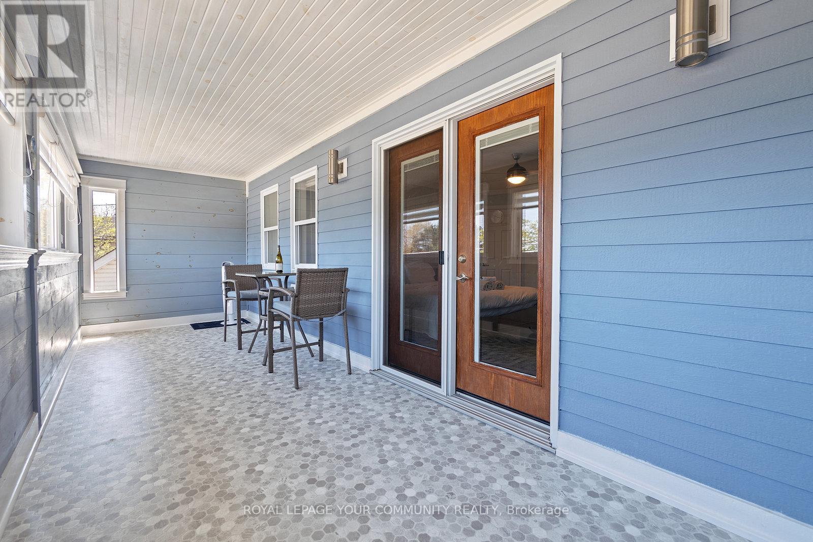 












870 BEACH BOULEVARD

,
Hamilton,




Ontario
L8H6Z4

