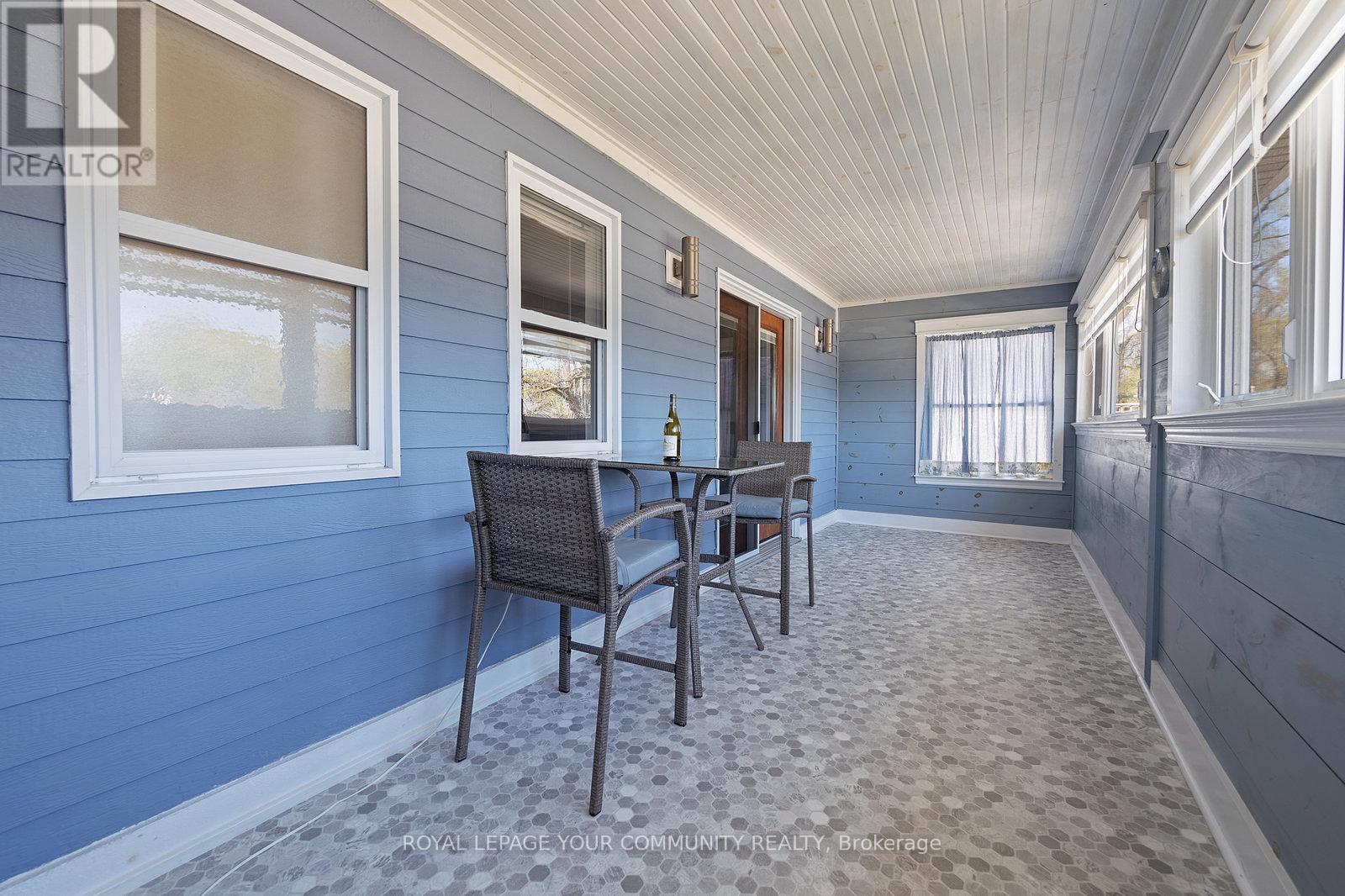 












870 BEACH BOULEVARD

,
Hamilton,




Ontario
L8H6Z4

