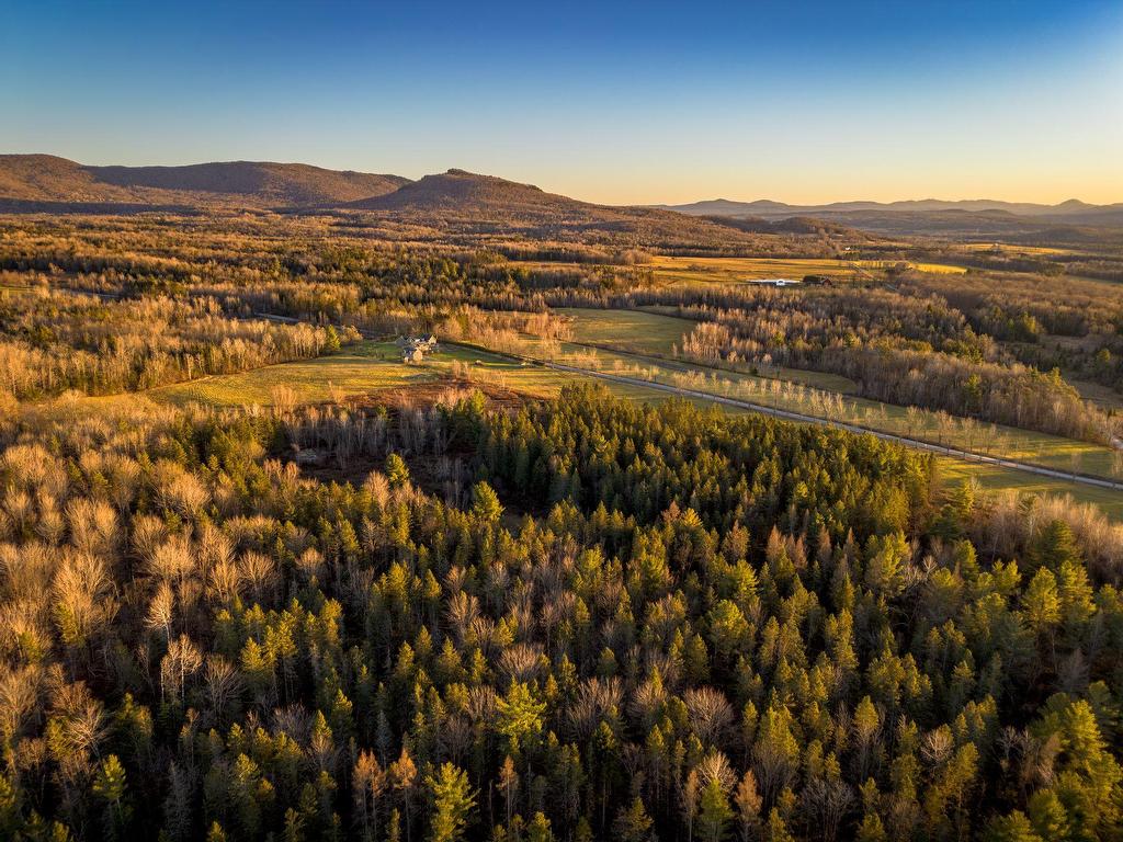









350Z


Ch. de Leadville

,
Potton,







QC
J0E1X0

