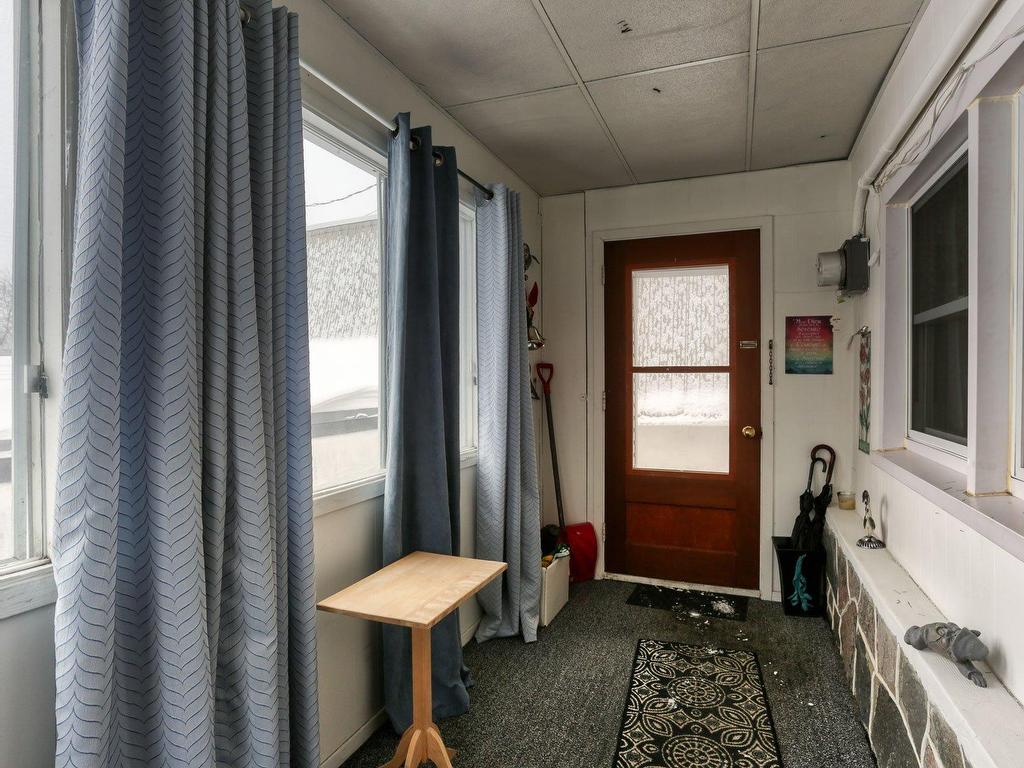 









2743

 - 2745


Av. de la Montagne

,
Shawinigan,




QC
G9N6K4

