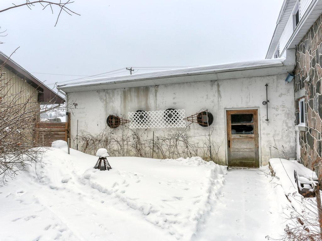 









2743

 - 2745


Av. de la Montagne

,
Shawinigan,




QC
G9N6K4


