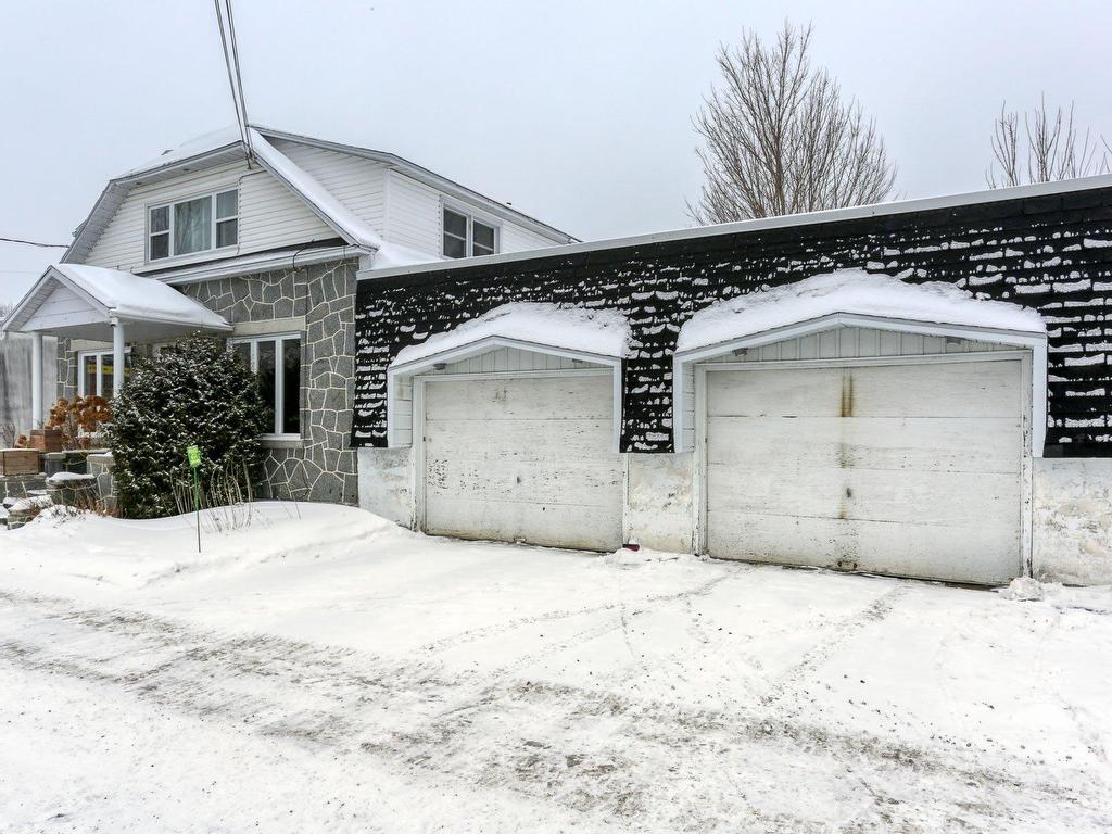 









2743

 - 2745


Av. de la Montagne

,
Shawinigan,




QC
G9N6K4

