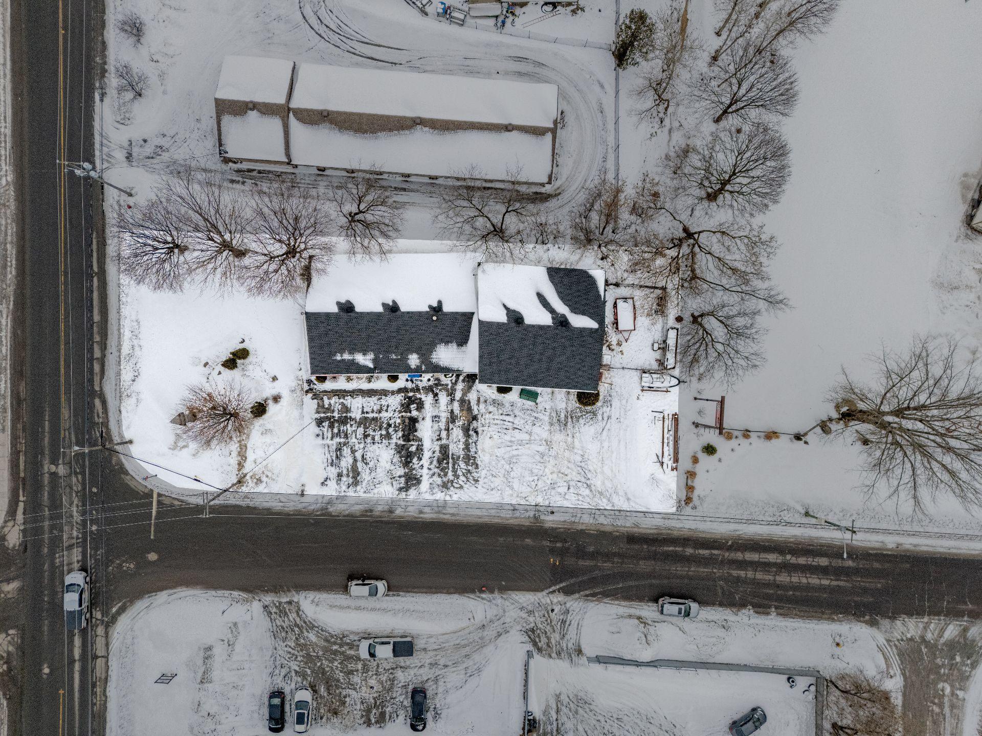 









774


Rue Cowie

,
Granby,




QC
J2G3Y1

