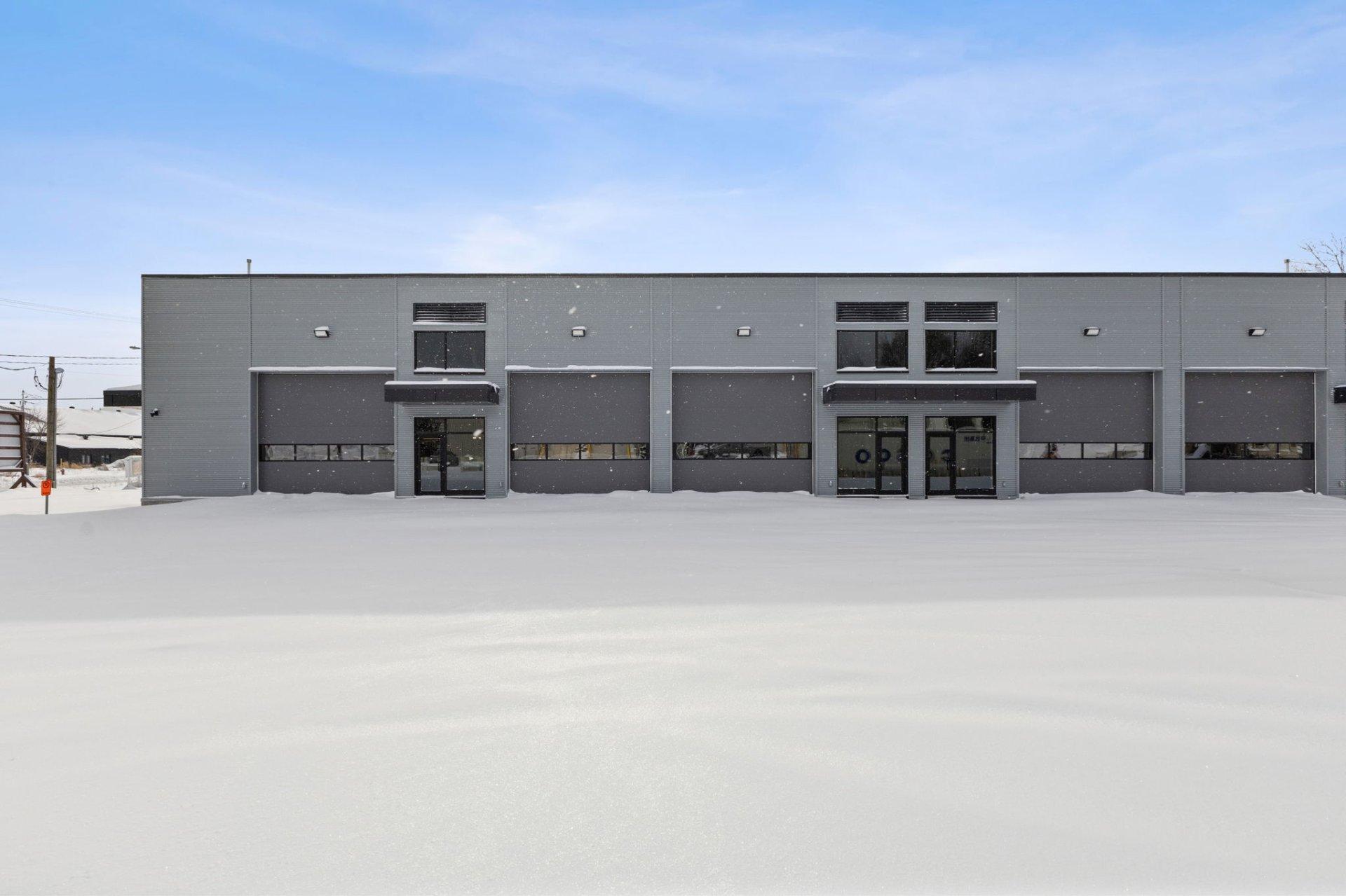 









555


Rue de Vernon

, 4,
Gatineau (Aylmer),




QC
J9J3K4


