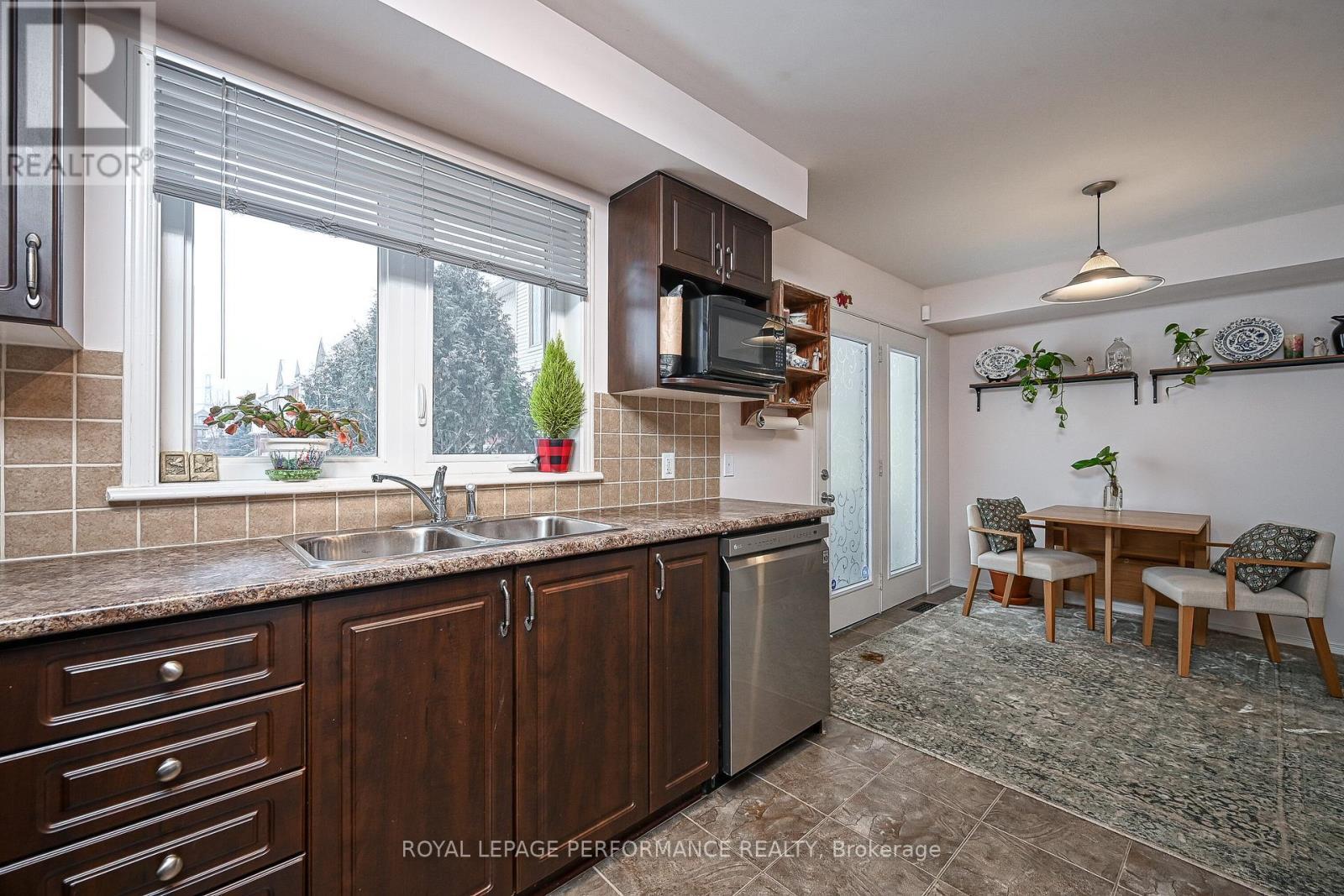 












133 - 1512 WALKLEY ROAD

,
Ottawa,




Ontario
K1V2G6

