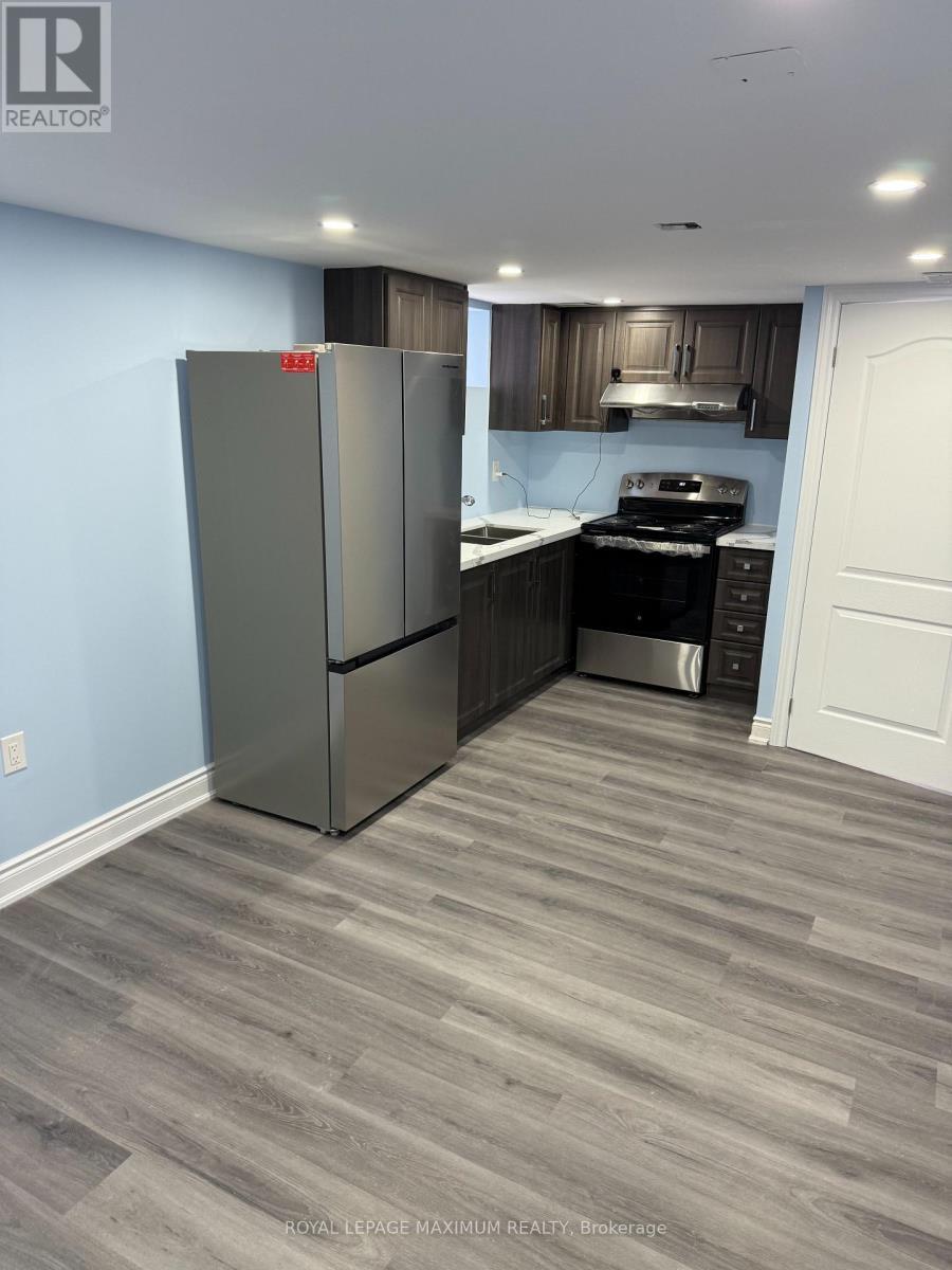 












LOWER - 5 LAWRENCE CRESCENT

,
Brampton,




Ontario
L6W2P2

