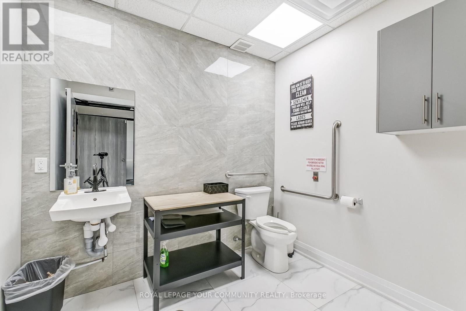 












6 - 1185 QUEENSWAY E

,
Mississauga,




Ontario
L4Y0G4

