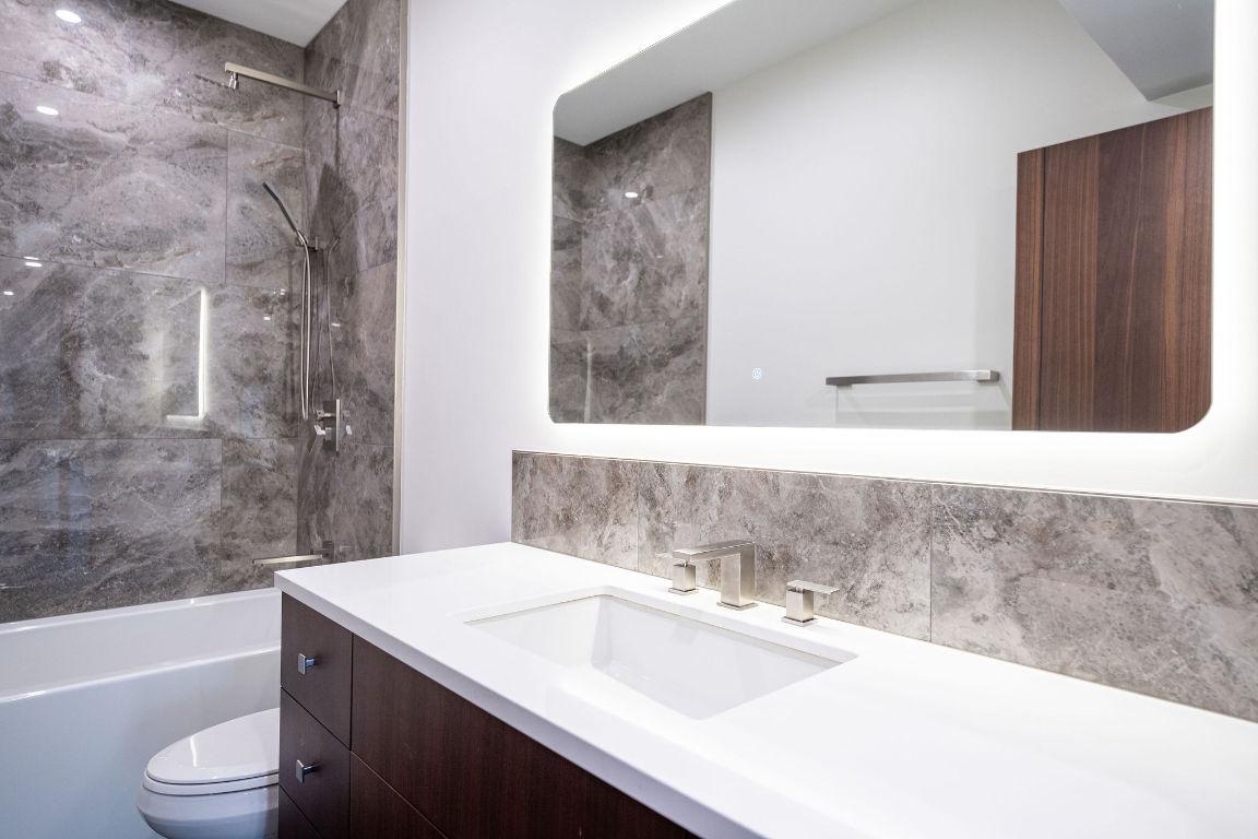 









1240


Powerhouse

Road, 4104/4204,
Revelstoke,




BC
V0E 2S0

