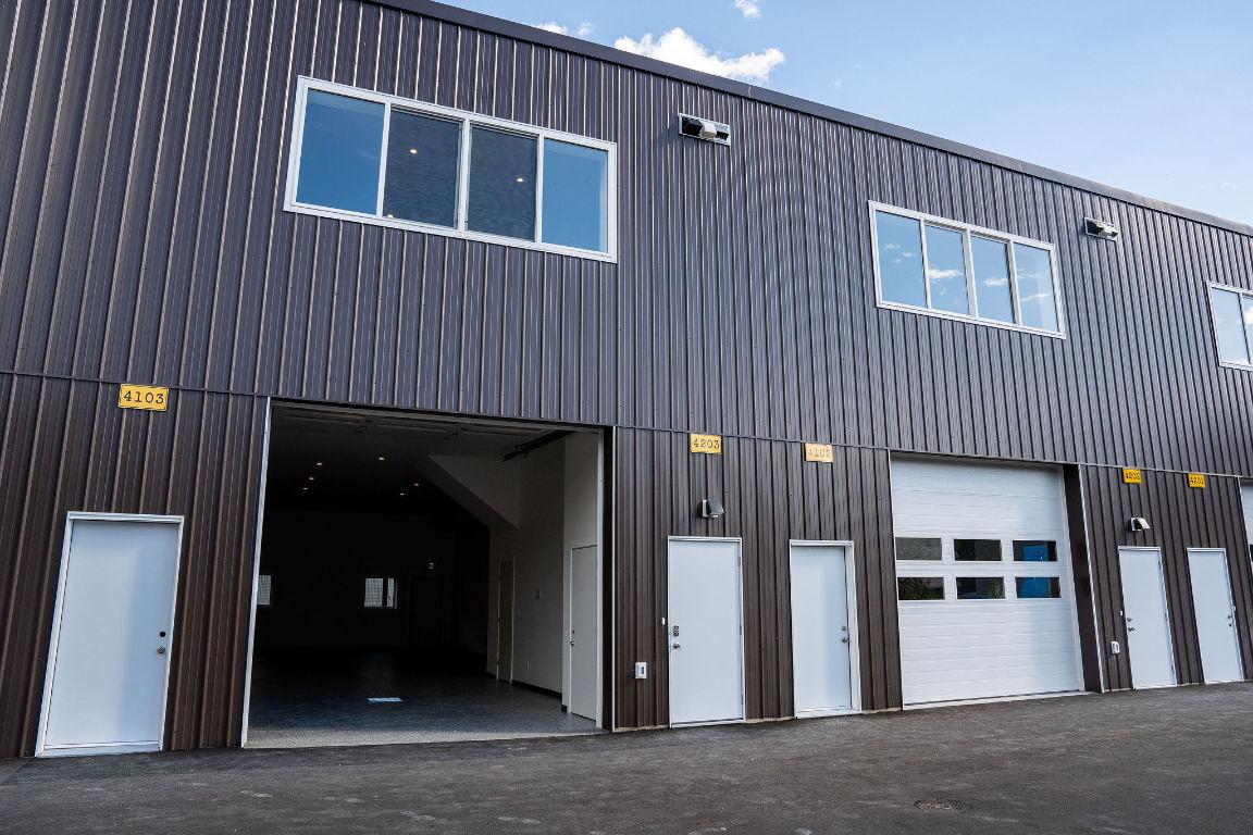 









1240


Powerhouse

Road, 4104/4204,
Revelstoke,




BC
V0E 2S0


